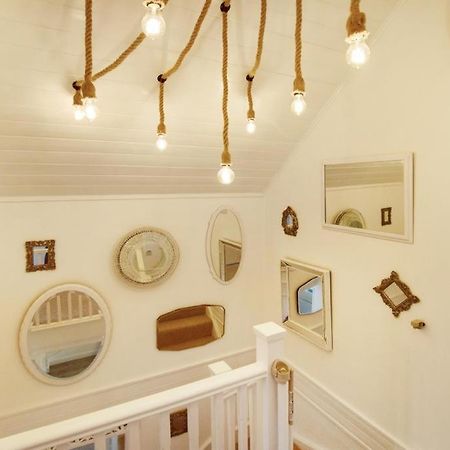 Luxury Lodge In The Heart Of The Cotswolds Cirencester Eksteriør billede